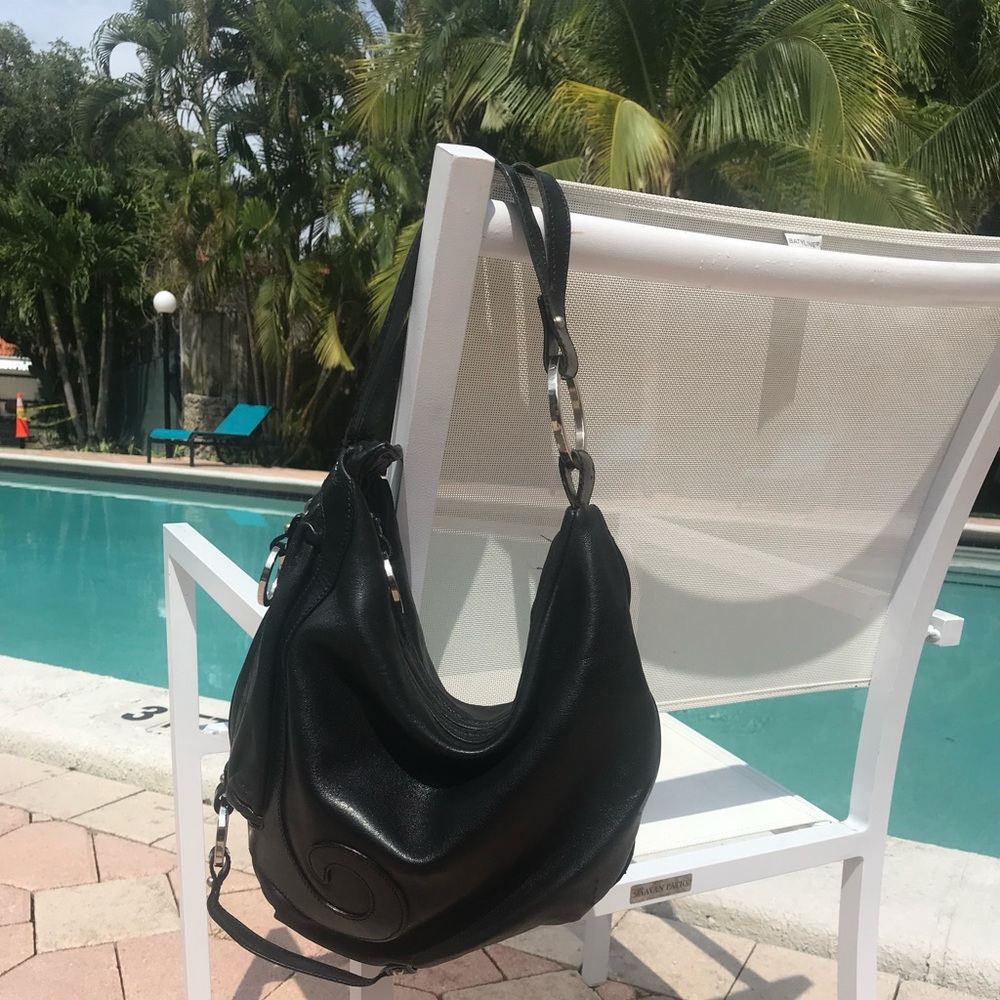 Invest in understated chic with this authentic Fendi Vintage Borsa Biga Hobo Bag